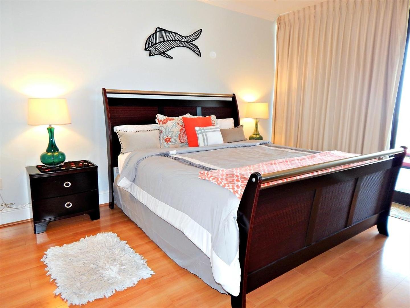 206 Holiday Isle